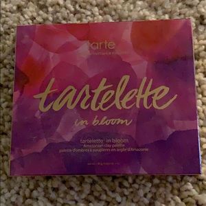 Tarte tartelette in bloom Amazonian clay palette